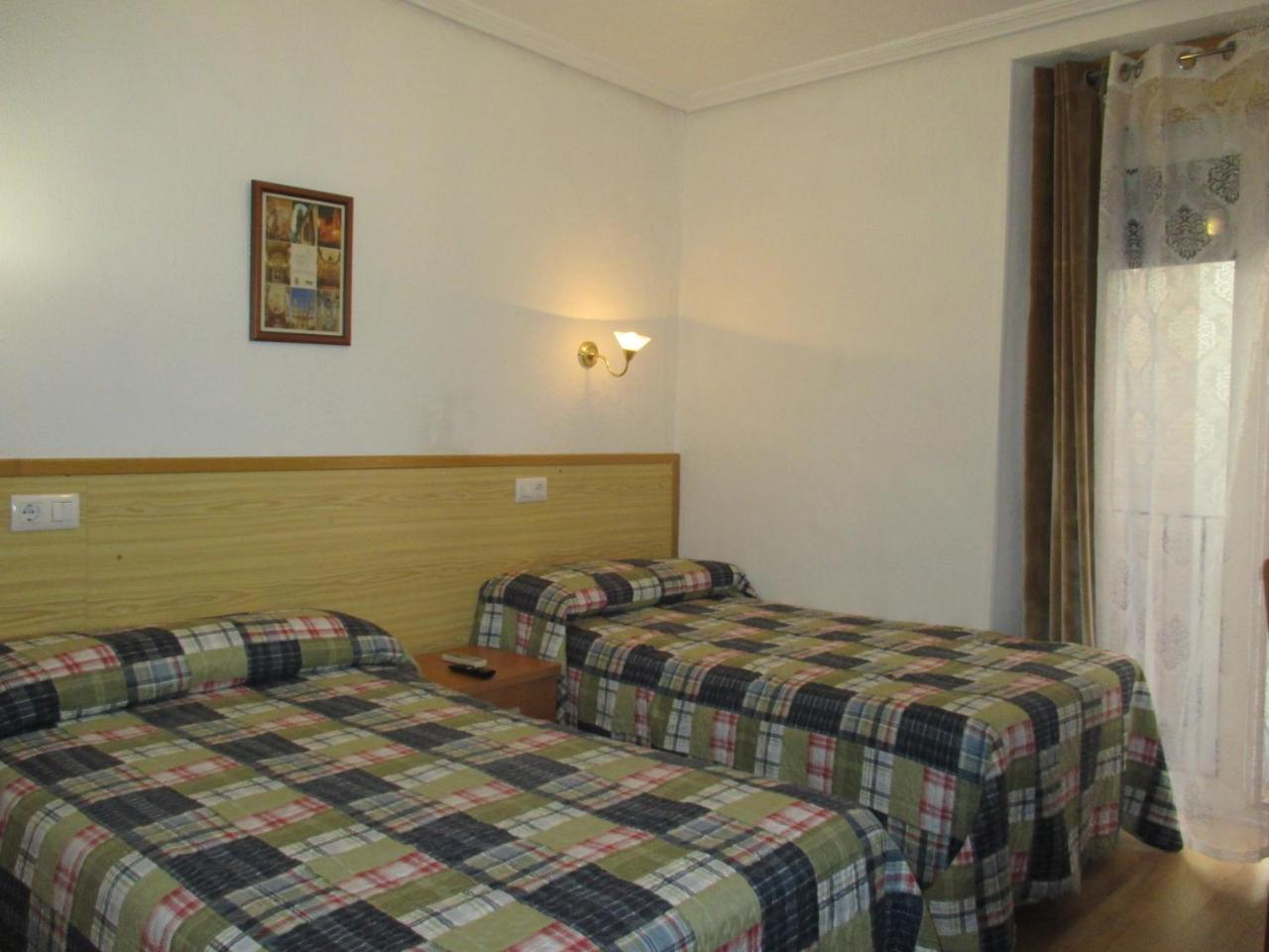 Pension Martin Jaén Exterior foto